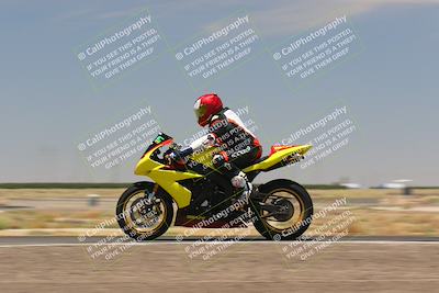 media/Jul-22-2022-TrackDaz (Fri) [[ca4971259a]]/Group B/130pm (Wheelie Bump)/